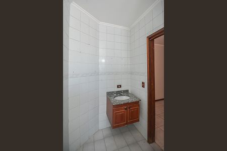 Casa à venda com 450m², 4 quartos e 5 vagas Casa à venda com 450m², 4 quartos e 5 vagasBanheiro da Suíte 2