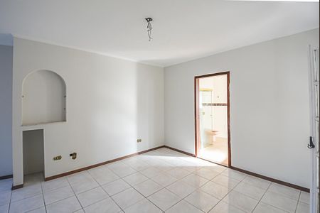 Casa à venda com 450m², 4 quartos e 5 vagas Casa à venda com 450m², 4 quartos e 5 vagasQuarto 3 - Suíte
