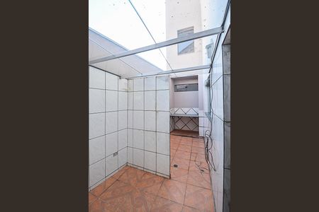 Casa à venda com 450m², 4 quartos e 5 vagas Casa à venda com 450m², 4 quartos e 5 vagasQuintal