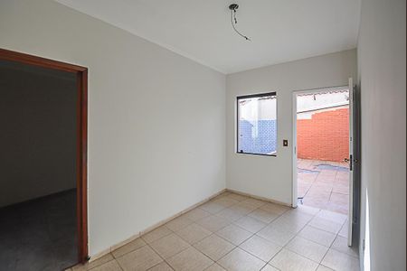Casa à venda com 450m², 4 quartos e 5 vagas Casa à venda com 450m², 4 quartos e 5 vagasEdícula
