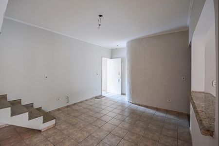 Casa à venda com 450m², 4 quartos e 5 vagas Casa à venda com 450m², 4 quartos e 5 vagasSala 1
