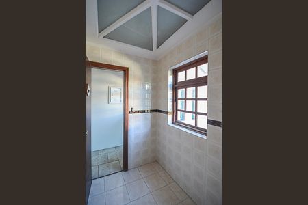 Casa à venda com 450m², 4 quartos e 5 vagas Casa à venda com 450m², 4 quartos e 5 vagasLavabo