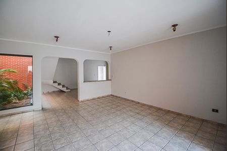 Casa à venda com 450m², 4 quartos e 5 vagas Casa à venda com 450m², 4 quartos e 5 vagasSala 2