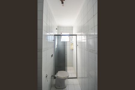 Casa à venda com 450m², 4 quartos e 5 vagas Casa à venda com 450m², 4 quartos e 5 vagasBanheiro da Suíte 2