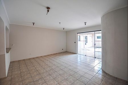 Casa à venda com 450m², 4 quartos e 5 vagas Casa à venda com 450m², 4 quartos e 5 vagasSala 2