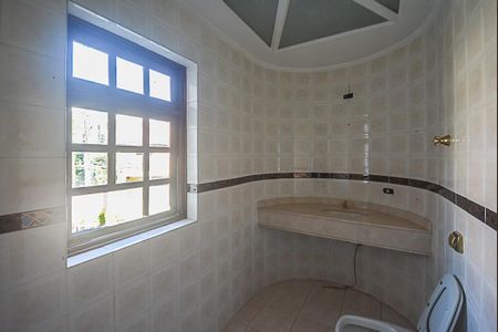 Casa à venda com 450m², 4 quartos e 5 vagas Casa à venda com 450m², 4 quartos e 5 vagasLavabo