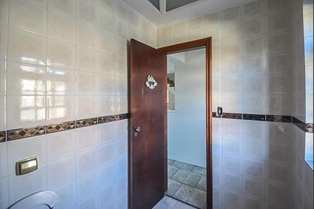 Casa à venda com 450m², 4 quartos e 5 vagas Casa à venda com 450m², 4 quartos e 5 vagasLavabo