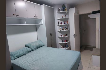 Casa de condomínio à venda com 70m², 2 quartos e 2 vagasQuarto