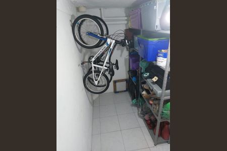 Casa de condomínio à venda com 70m², 2 quartos e 2 vagasGaragem