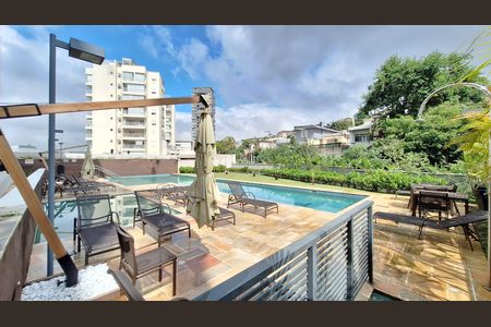 Apartamento à venda com 70m², 1 quarto e 2 vagas Apartamento à venda com 70m², 1 quarto e 2 vagasÁrea comum - Piscina