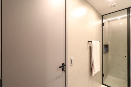 Apartamento à venda com 70m², 1 quarto e 2 vagasBanheiro