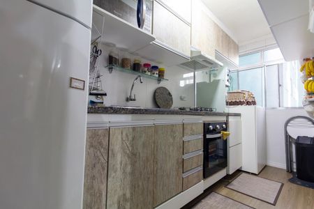 Apartamento à venda com 47m², 3 quartos e 1 vaga Apartamento à venda com 47m², 3 quartos e 1 vagaCozinha e Área de Serviço