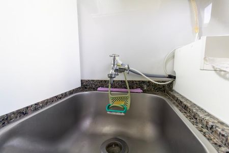 Apartamento à venda com 47m², 3 quartos e 1 vaga Apartamento à venda com 47m², 3 quartos e 1 vagaCozinha e Área de Serviço
