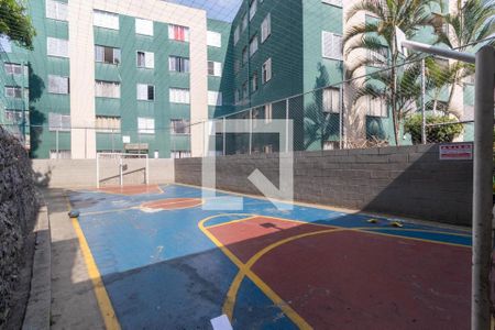 Apartamento à venda com 47m², 3 quartos e 1 vaga