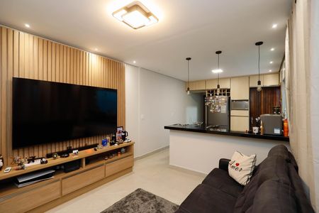 Sala / Cozinha de casa à venda com 2 quartos, 90m² em Jardim Guanca, São Paulo