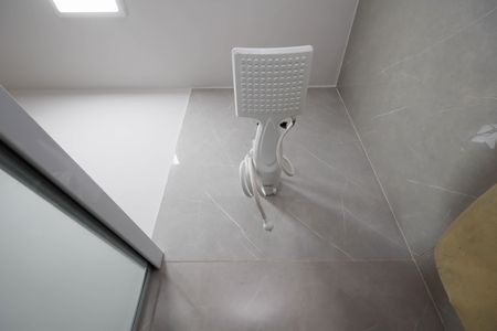 Casa à venda com 90m², 2 quartos e 2 vagas Casa à venda com 90m², 2 quartos e 2 vagasBanheiro 2