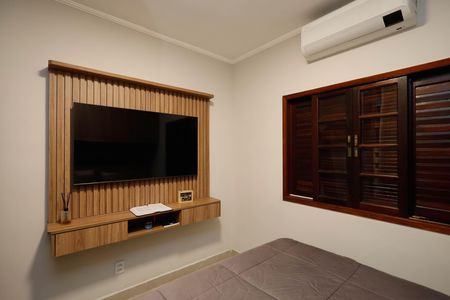 Casa à venda com 90m², 2 quartos e 2 vagas Casa à venda com 90m², 2 quartos e 2 vagasQuarto 1