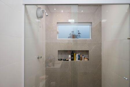Casa à venda com 90m², 2 quartos e 2 vagas Casa à venda com 90m², 2 quartos e 2 vagasBanheiro 1