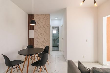 Sala de apartamento para alugar com 2 quartos, 52m² em Alphaville Empresarial, Barueri