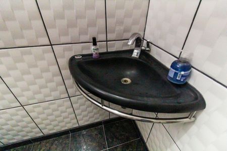 Casa de condomínio à venda com 50m², 2 quartos e 1 vaga Casa de condomínio à venda com 50m², 2 quartos e 1 vagaLavabo