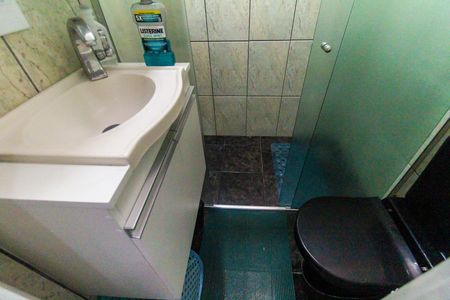 Casa de condomínio à venda com 50m², 2 quartos e 1 vaga Casa de condomínio à venda com 50m², 2 quartos e 1 vagaBanheiro