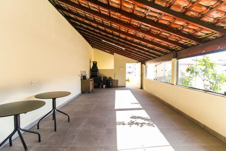 Casa de condomínio à venda com 50m², 2 quartos e 1 vaga Casa de condomínio à venda com 50m², 2 quartos e 1 vagaÁrea comum - Salão de festas