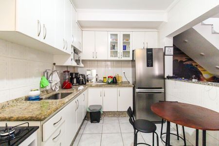 Casa de condomínio à venda com 50m², 2 quartos e 1 vaga Casa de condomínio à venda com 50m², 2 quartos e 1 vagaCozinha