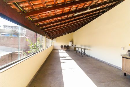 Casa de condomínio à venda com 50m², 2 quartos e 1 vaga Casa de condomínio à venda com 50m², 2 quartos e 1 vagaÁrea comum - Salão de festas