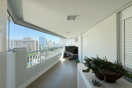Apartamento para alugar com 204m², 3 quartos e 3 vagasSacada
