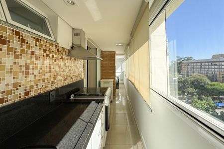 Apartamento para alugar com 204m², 3 quartos e 3 vagasÁrea - Churrasqueira