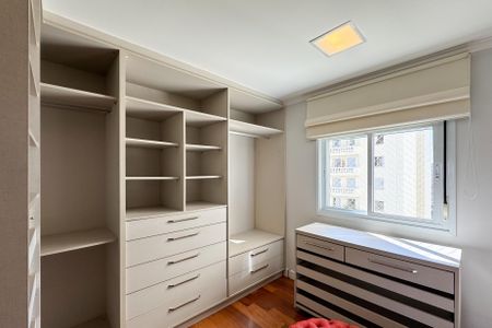 Apartamento para alugar com 204m², 3 quartos e 3 vagasCloset - Suíte 2
