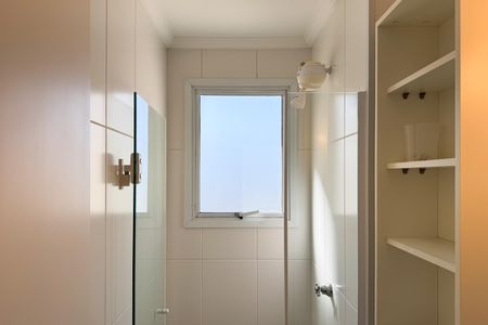 Apartamento para alugar com 204m², 3 quartos e 3 vagasBanheiro de serviço