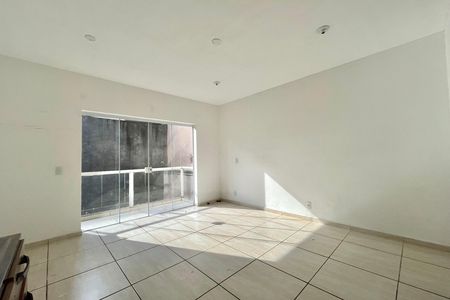 Sala/Quarto de kitnet/studio para alugar com 1 quarto, 27m² em Vila Mira, São Paulo