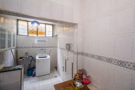 Casa à venda com 90m², 2 quartos e sem vaga Casa à venda com 90m², 2 quartos e sem vagaCozinha e Área de Serviço