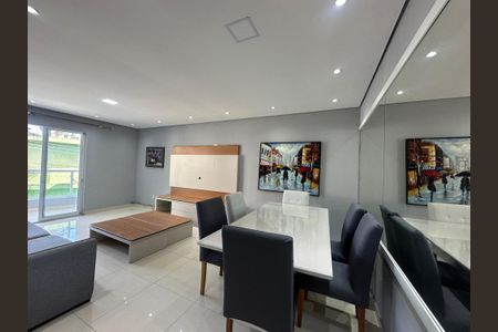 Sala de casa para alugar com 3 quartos, 120m² em Chácara do Solar Iii, Santana de Parnaíba