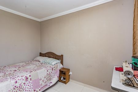 Quarto 1 de casa para alugar com 3 quartos, 100m² em Parque Bristol, São Paulo
