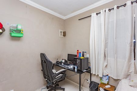 Casa à venda com 100m², 3 quartos e sem vaga Casa à venda com 100m², 3 quartos e sem vagaQuarto 2