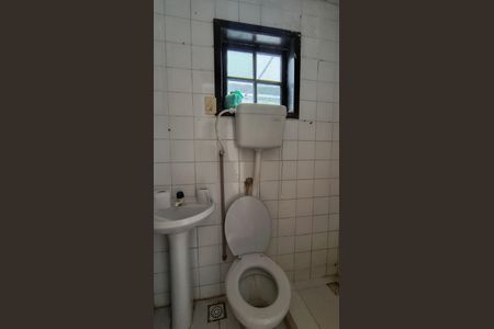 Casa para alugar com 70m², 2 quartos e 1 vaga Casa para alugar com 70m², 2 quartos e 1 vagaBanheiro 2