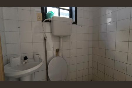 Casa para alugar com 70m², 2 quartos e 1 vaga Casa para alugar com 70m², 2 quartos e 1 vagaBanheiro 2