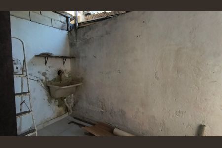 Casa para alugar com 70m², 2 quartos e 1 vaga Casa para alugar com 70m², 2 quartos e 1 vagaÁrea de Serviço