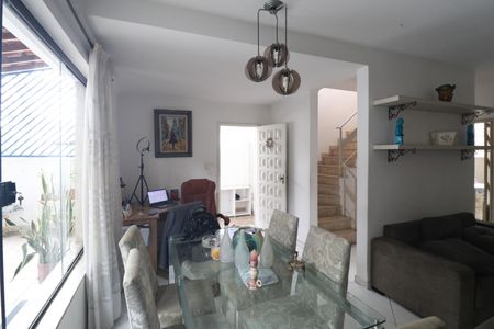 Sala  de casa à venda com 3 quartos, 170m² em Vila Albertina, São Paulo