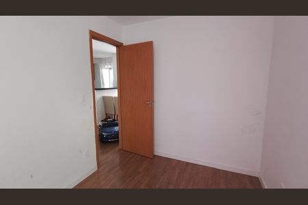 Quarto 2 de apartamento para alugar com 2 quartos, 42m² em Parque Santa Rosa, Suzano