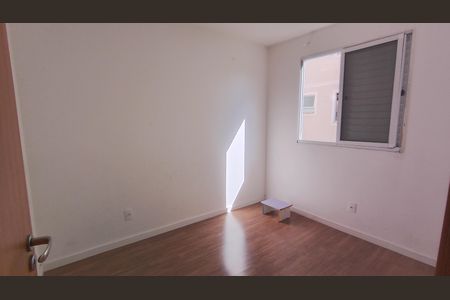 Quarto 2 de apartamento para alugar com 2 quartos, 42m² em Parque Santa Rosa, Suzano