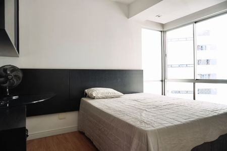 Quarto  de kitnet/studio para alugar com 1 quarto, 48m² em Lourdes, Belo Horizonte