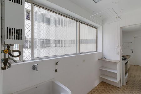 Apartamento à venda com 122m², 3 quartos e 2 vagas Apartamento à venda com 122m², 3 quartos e 2 vagasÁrea de Serviço