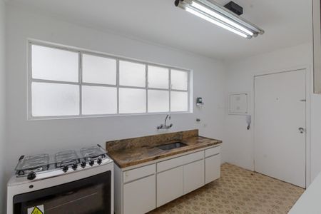 Apartamento à venda com 122m², 3 quartos e 2 vagas Apartamento à venda com 122m², 3 quartos e 2 vagasCozinha