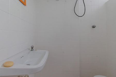 Apartamento à venda com 122m², 3 quartos e 2 vagas Apartamento à venda com 122m², 3 quartos e 2 vagasBanheiro de serviço