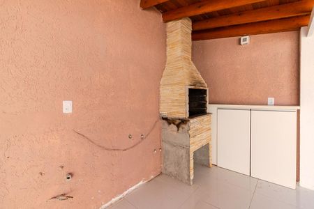 Casa para alugar com 48m², 2 quartos e 2 vagas