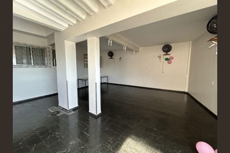 Apartamento à venda com 60m², 2 quartos e 1 vagaÁrea comum - Salão de festas