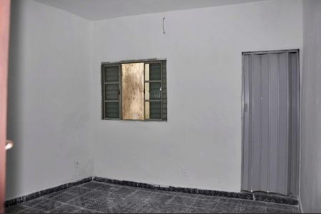 Casa para alugar com 90m², 2 quartos e 1 vagaDetalhe - Quarto 01 com Suíte